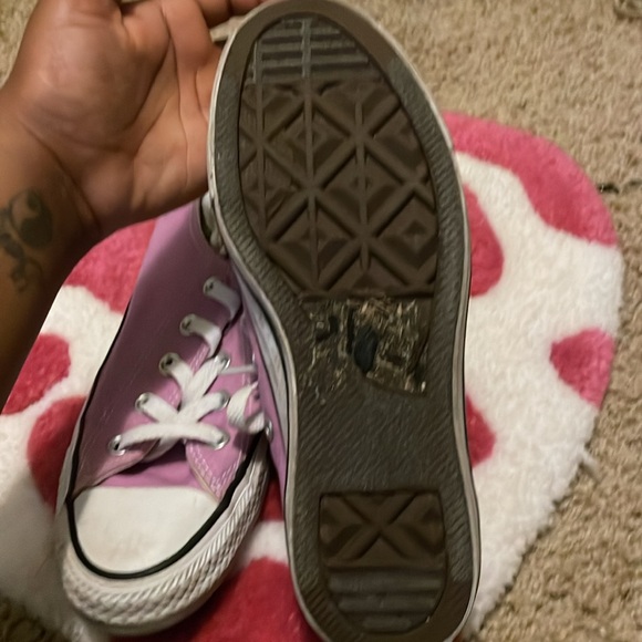 Lavender Converse Chucks Low - Picture 3 of 3